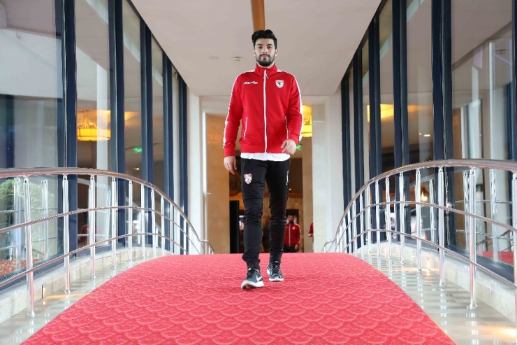 Bünyamin Cesur Karataş: “Önce Şampiyonluk, Sonra Süper Lig”