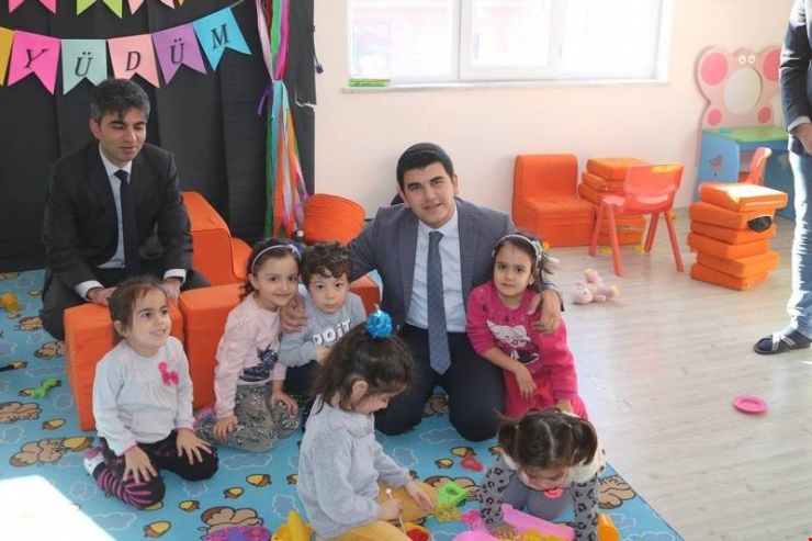 Acıgöl Kaymakamı Erdoğan, Anaokulu Ziyaretinde Bulundu