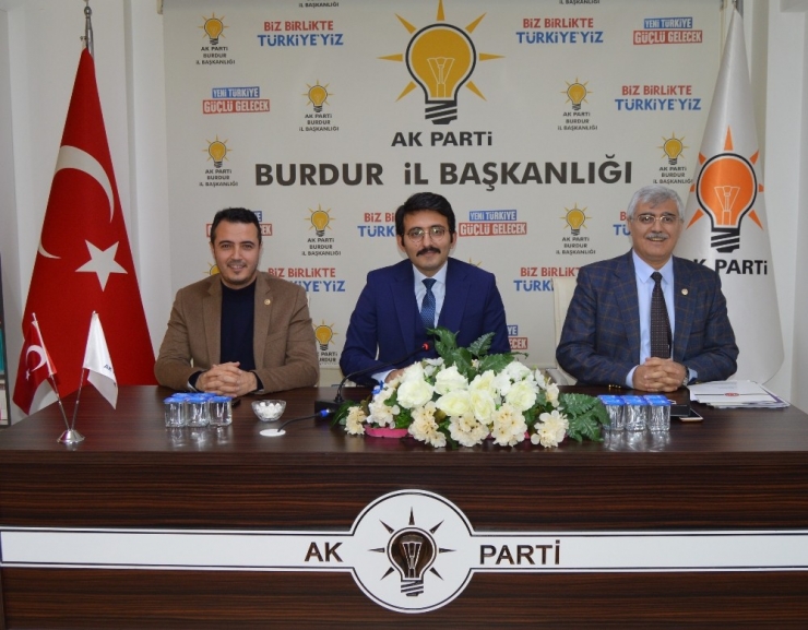 Burdur’da Ak Parti’den Seçim İstişare Toplantısı