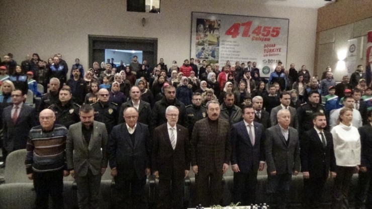 Bursa Polisinden ‘Umuda Spor, Huzura Skor’