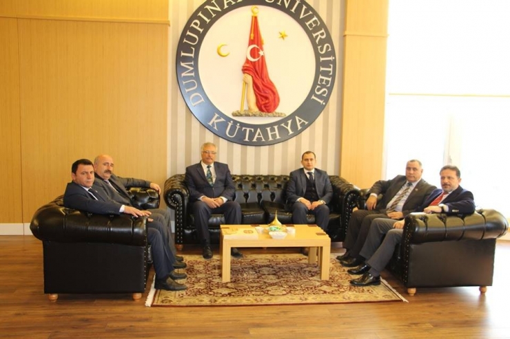 Dumlupınar Protokolü, Rektör Remzi Gören’i Ziyaret Etti