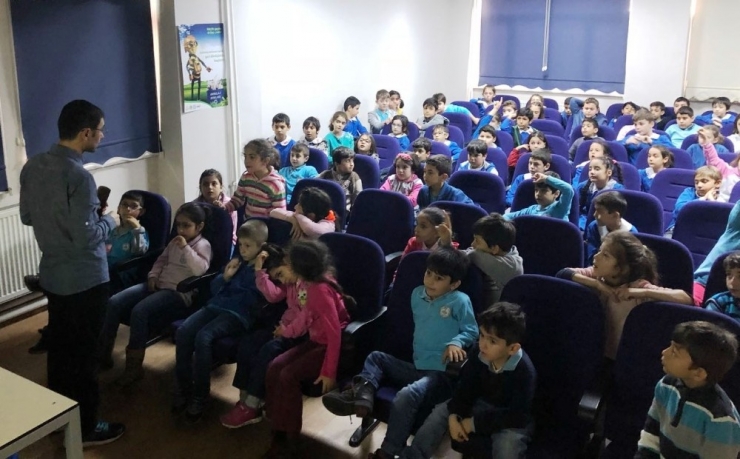 İzmit’te Çevre Bilinci Eğitimleri Sürüyor