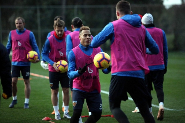 Kayserispor’un Rakibi Akhisarspor