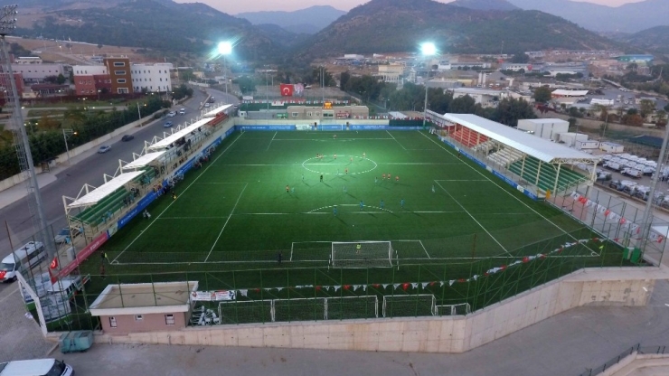 ’Karşıyaka’nın Efsaneleri’ Can Suyu Oldu