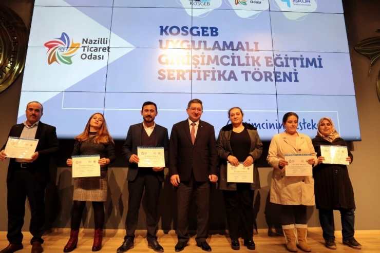 Nazilli Ticaret Odasında Sertifika Ve Ödül Töreni Düzenlendi
