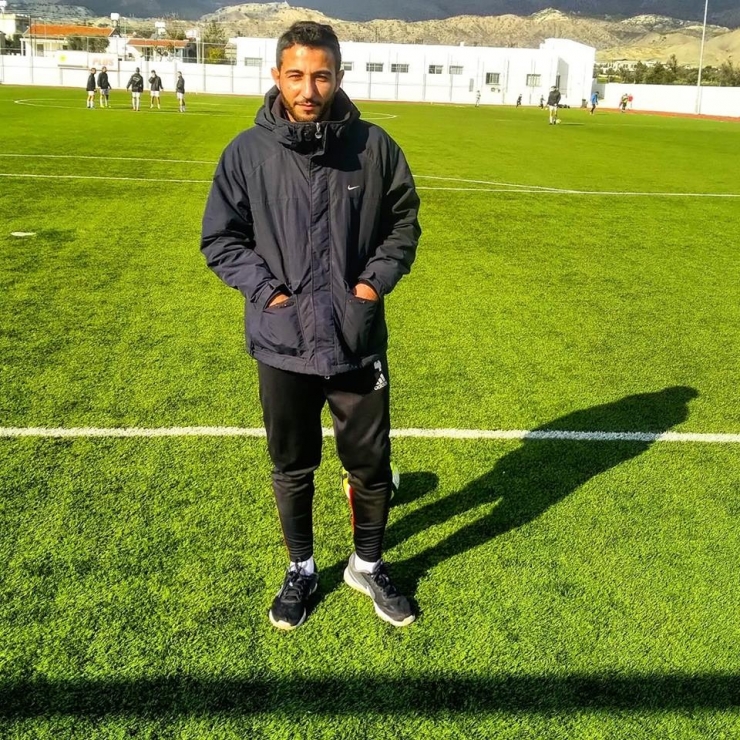 Tekin Kalesini Korumak İçin Sabırsızlanıyor