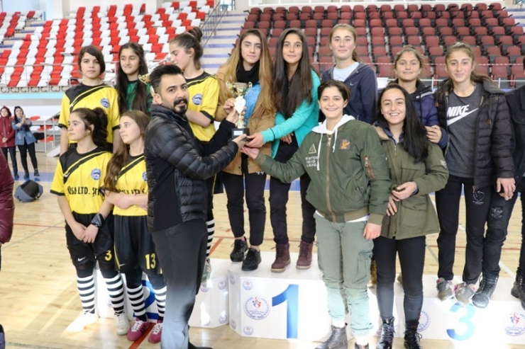 Ağrı’da Gençler Futsal İl Birinciliği Müsabakaları Sona Erdi