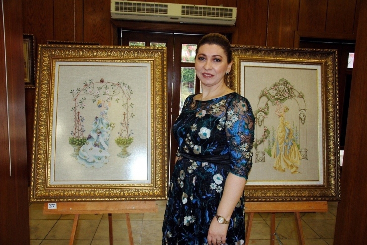 Selen İşsever Goblen Sergisini Açtı