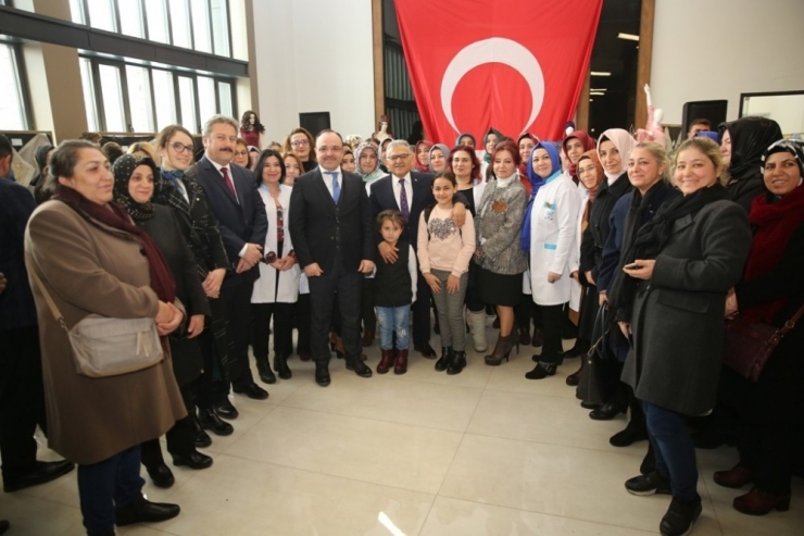 Mel-mek Sergisi Açıldı