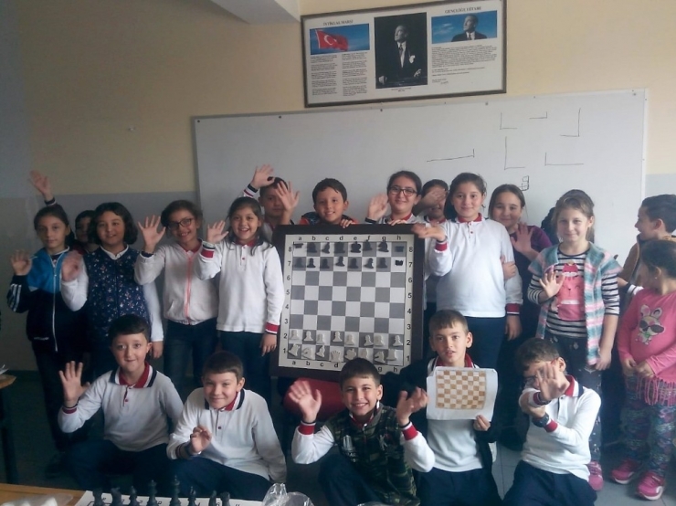 Satrançla Geleceğe Doğru Hamle