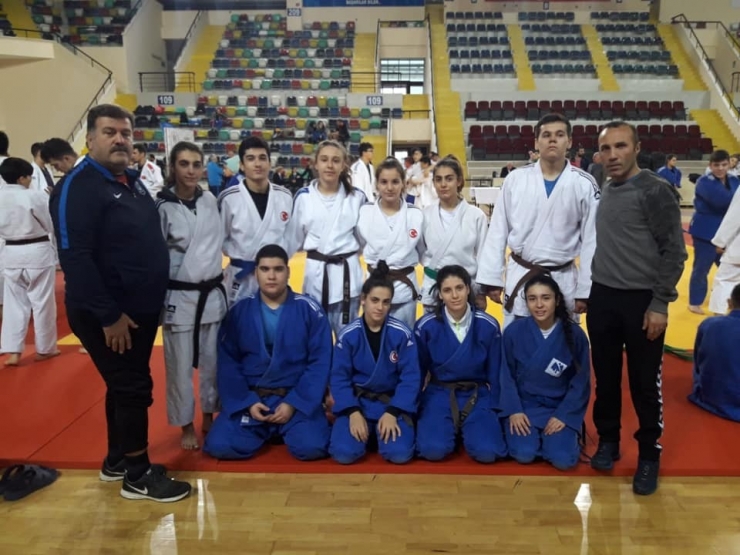 Yunusemreli Judocular Balıkesir’den Dereceyle Döndü