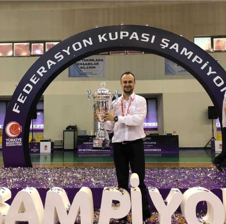 Elazığ İl Özel İdarespor’da Hakan Acer Takımdan Ayrıldı