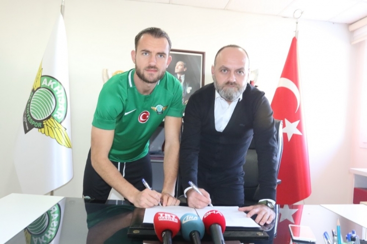 Akhisarspor’dan 3 Transfer Birden
