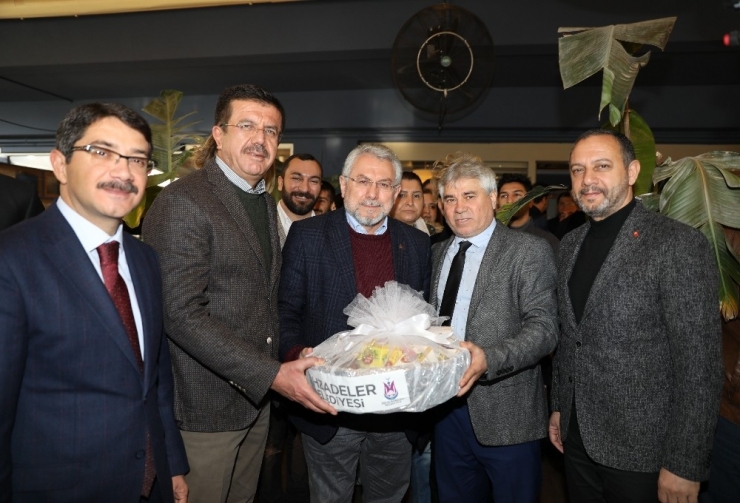 Zeybekci’den, İzmir’i Lojistik Merkezi Yapma Sözü