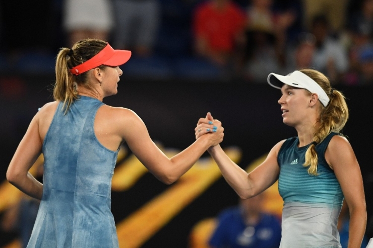 Maria Sharapova, Son Şampiyon Wozniacki’yi Eledi