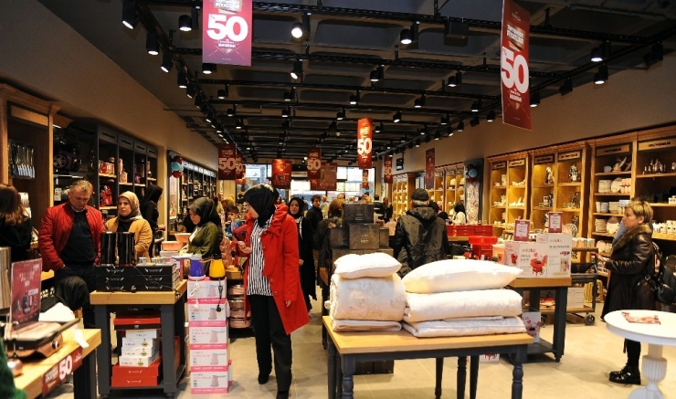 Saffet Ve Serhat Akyüz Ticarete Atıldı