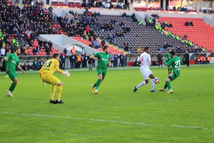 Spor Toto 1. Lig: Gazişehir Gaziantep: 0 - Denizlispor: 1