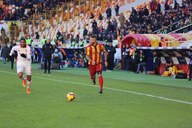 Spor Toto Süper Lig: Evkur Yeni Malatyaspor: 3 - Göztepe: 2 (Maç Sonucu)