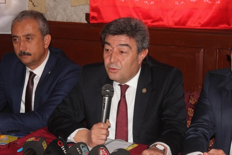 Dursun Ataş: “Yerel Seçimlerle Beka Sorununun Ne Alakası Var”