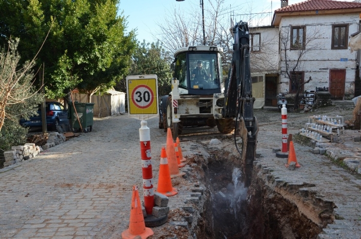 Alanya’da Tarihi Mahalle Alt Yapıya Kavuşuyor