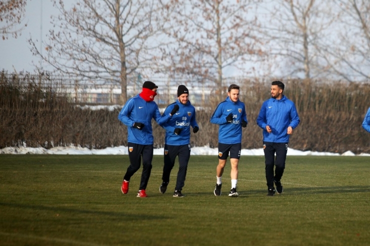 İstikbal Mobilya Kayserispor Bursaspor Maçı Hazırlıklarına Başladı