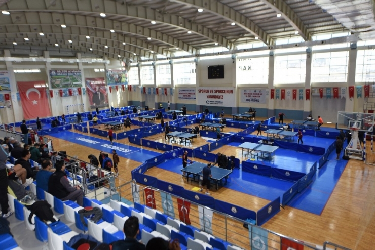 Masa Tenisi Dostluk Ligi Şahinbey’de Yapıldı