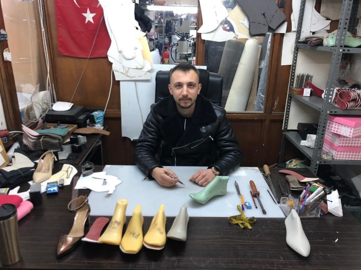 24 Yaşında Kendi Markasını Kurdu