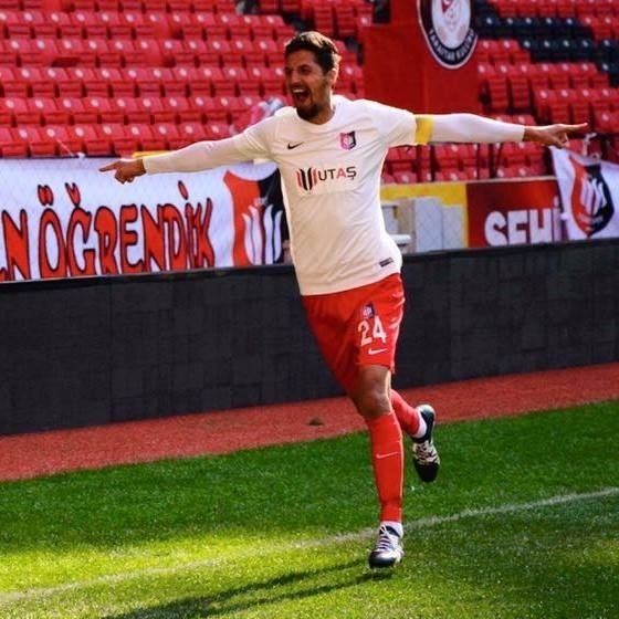 Salihli Belediyespor’da 3 Oyuncu Gitti, 4 Oyuncu Geldi