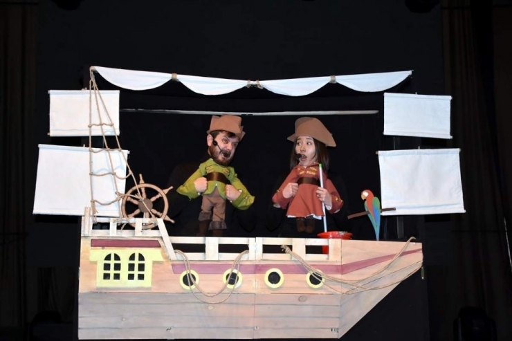 Aliağalı Çocukların Kukla Ve Sinema Keyfi