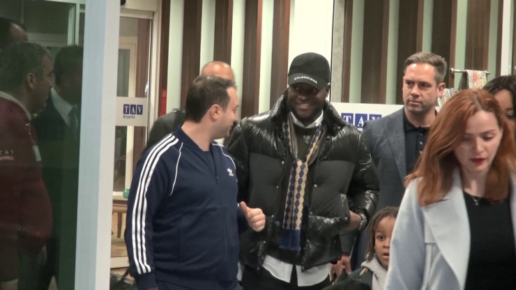 Victor Moses İstanbul’a Geldi