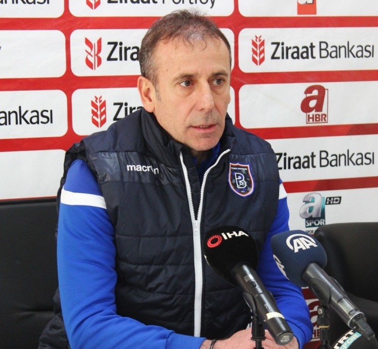 Abdullah Avcı: "Futbolda Doğru Oynamazsan Rakip Seni Cezalandırır"