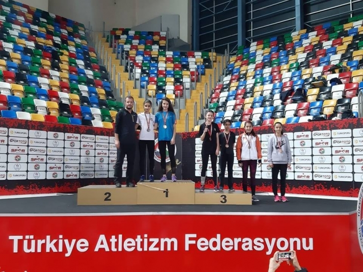 Atletizm Şampiyonasına Kayseri İmzası
