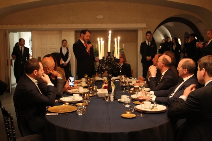 Bakan Albayrak, ‘Türkiye’ye Yatırım İçin Büyük İlgi Var’