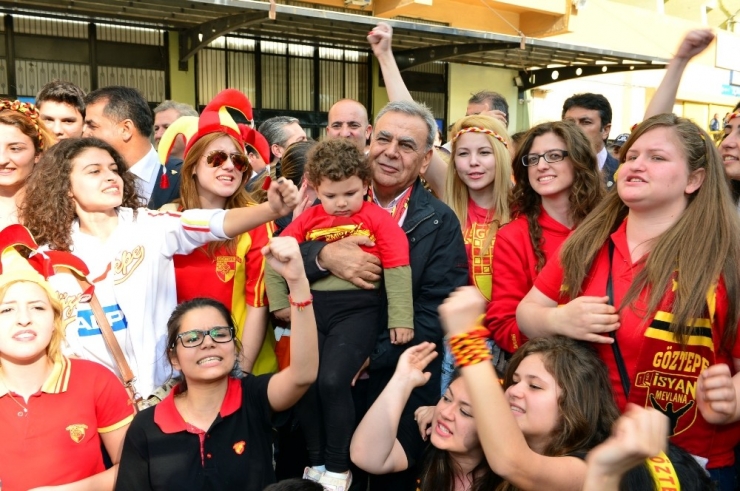 Büyükşehir’den Göztepe’ye 7 Milyon Liralık Destek