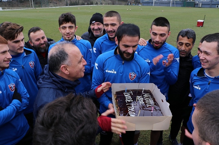 Karabükspor, İlk Galibiyeti Tatmak İstiyor