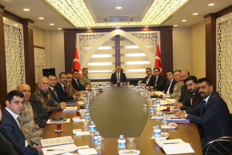 Hakkâri’de Seçim Güvenliği Toplantısı Yapıldı