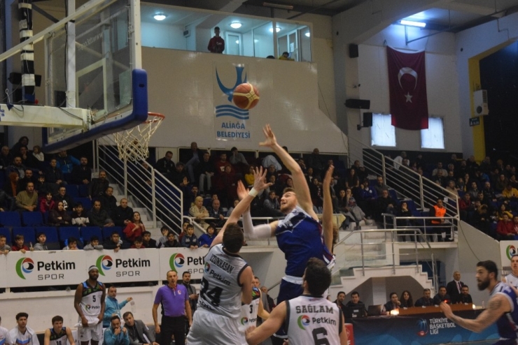 Türkiye Basketbol 1. Ligi: Petkim Spor: 104 - Selçuklu Basketbol: 100