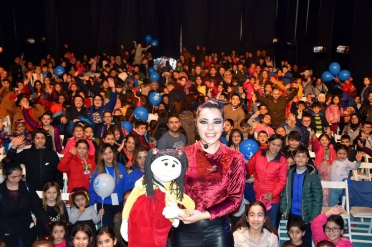 Aliağalı Çocuklar İçin Eğlence Devam Ediyor