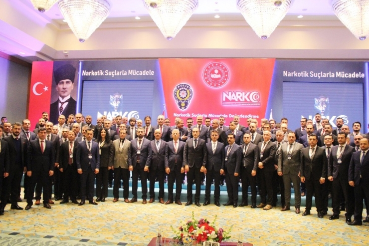 İçişleri Bakanı Soylu: "Kimse Kusura Bakmasın Metruk Binalara Dozeri Vuracağız"