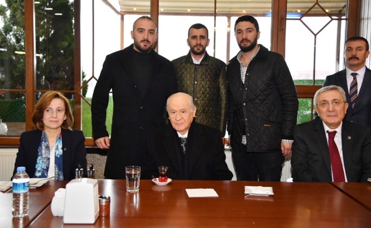 Mhp Genel Başkanı Bahçeli Sakarya’da Mola Verdi