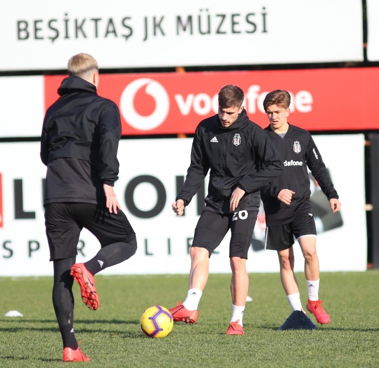 Beşiktaş, Antalyaspor Maçı Hazırlıklarına Başladı