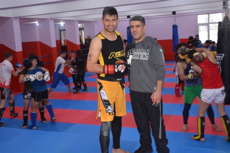 4 Ülkenin Sporcuları Tatvan’da Kamp Yapıyor