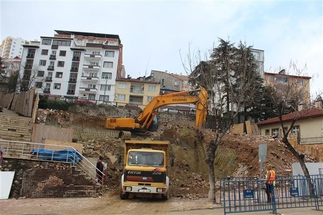 Ertuğrulgazi Camii İnşaatında Hafriyat Çalışmaları Başladı