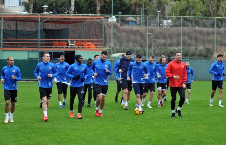 Alanyaspor, Galatasaray Maçı Hazırlıklarına Başladı