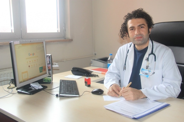 Hakkari’de Küçük Yaşta Sigara Tüketimi