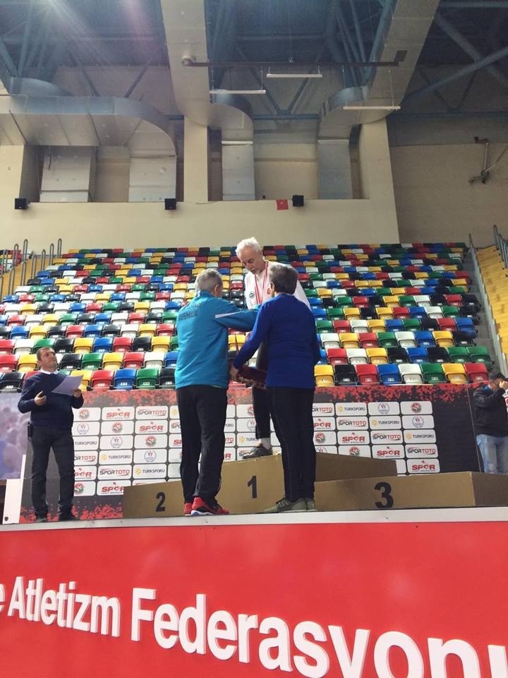 Veteran Atlet Kaçar’dan 3 Altın Madalya