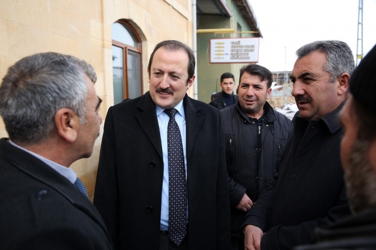 Vali Pehlivan, Mutlu Köyü’nde Vatandaşlar Ve Köy Muhtarları İle Bir Araya Geldi