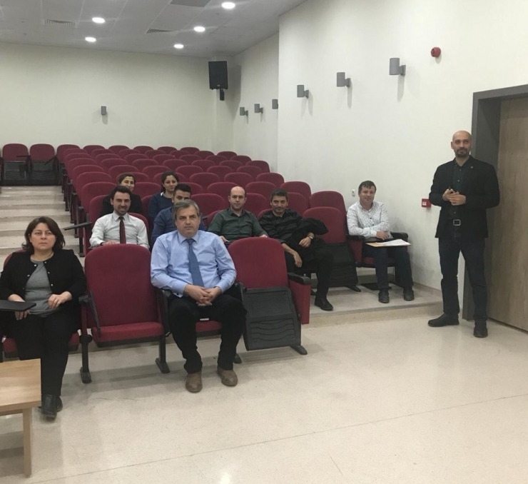 Beü’de “Bağımlılık Yapıcı Maddelerin Ağız Sağlığına Etkisi” Konuşuldu