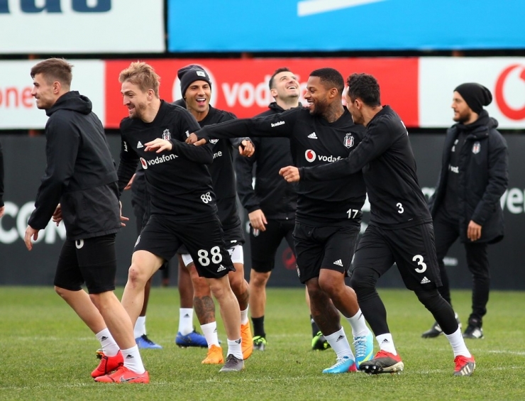 Beşiktaş Kondisyon Ve Taktik Çalıştı