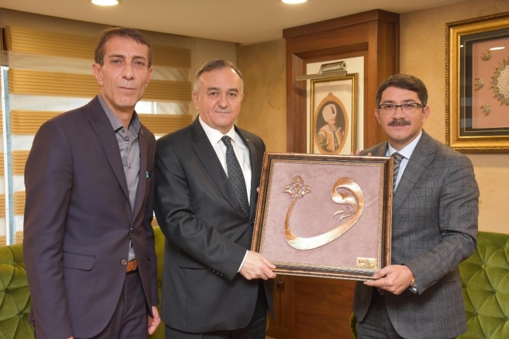 Mhp’li Akçay’dan Ak Parti’li Başkan Çelik’e Tebrik Ziyareti